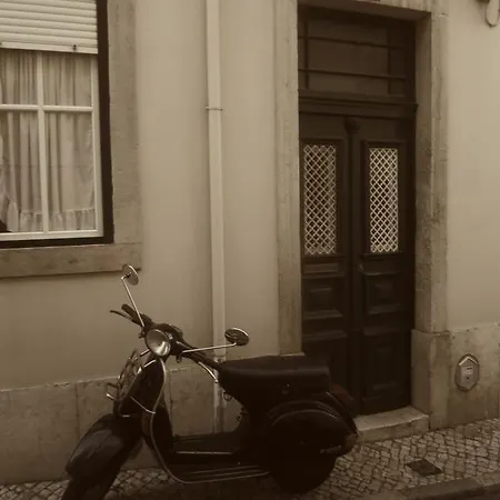The Estrela Apartment Lisbon Room photo