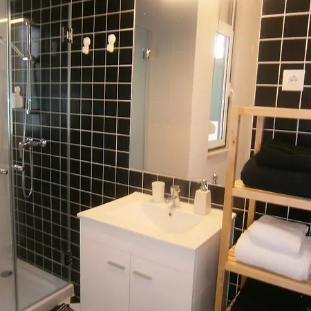 The Estrela Apartment Lisbon Room photo